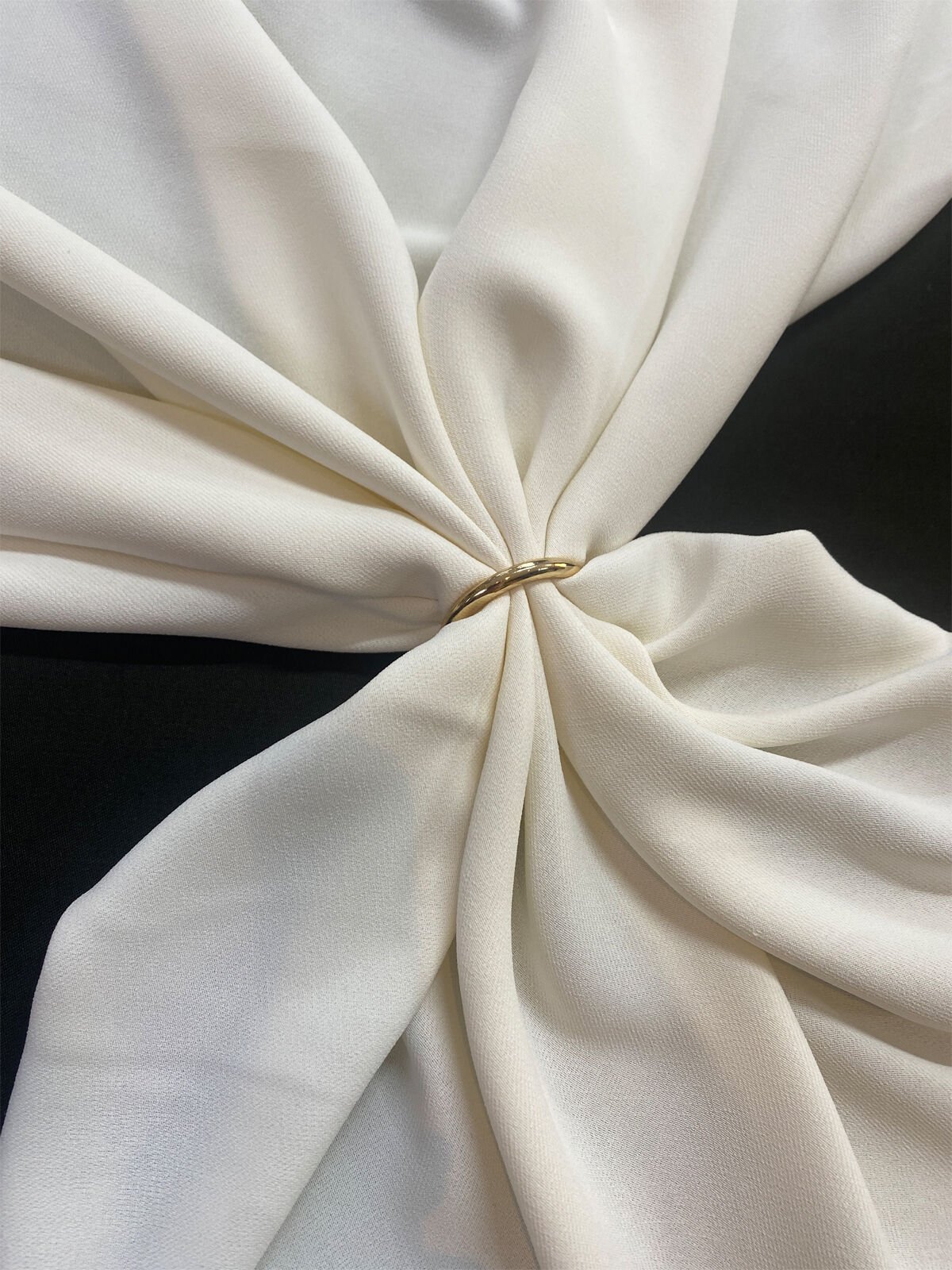 Krem Rengi Krep Kumaş