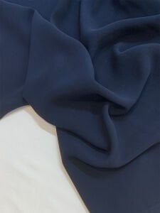 Lacivert Dökümlü Krep Kumaş