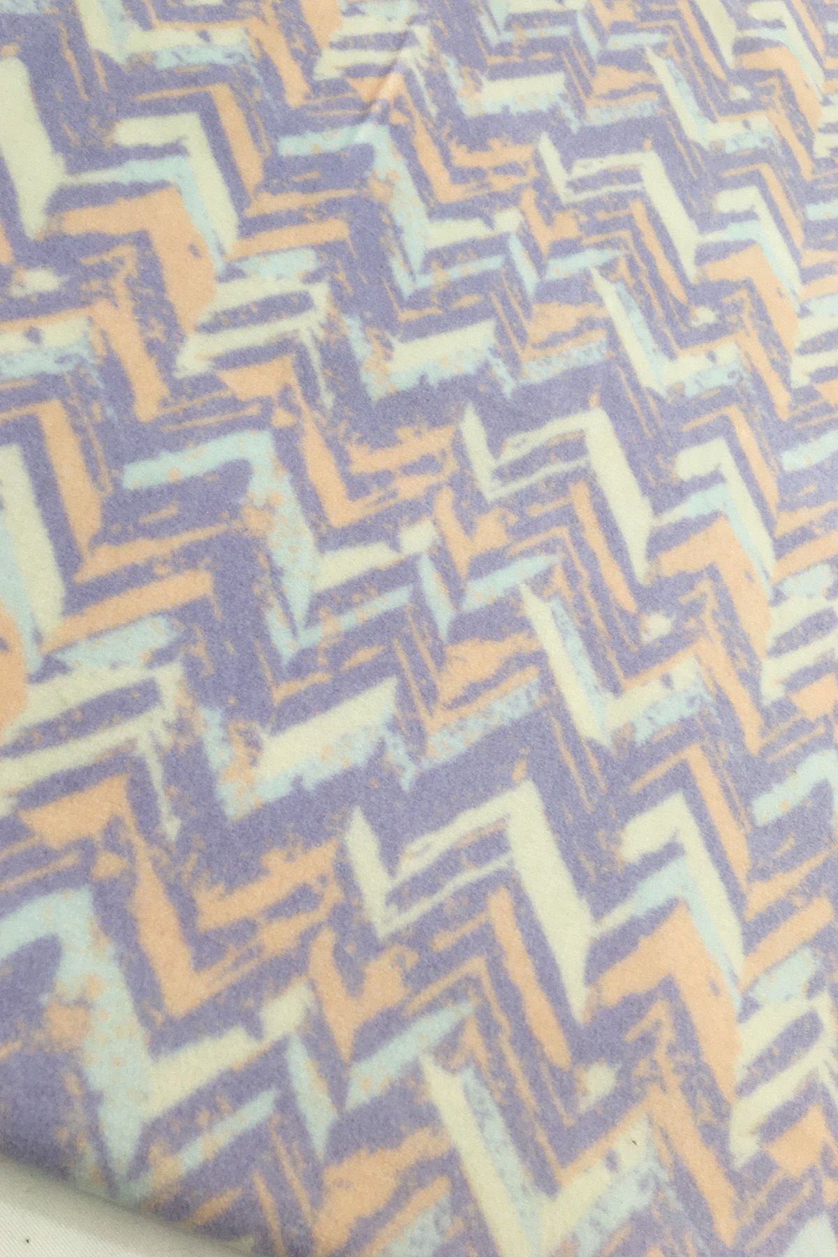 Zigzag Desenli Polar Kumaş