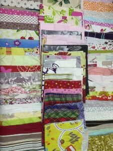 Patchwork Kumaşları Dsesenli 100 adet, 30x40 cm ölçülerinde