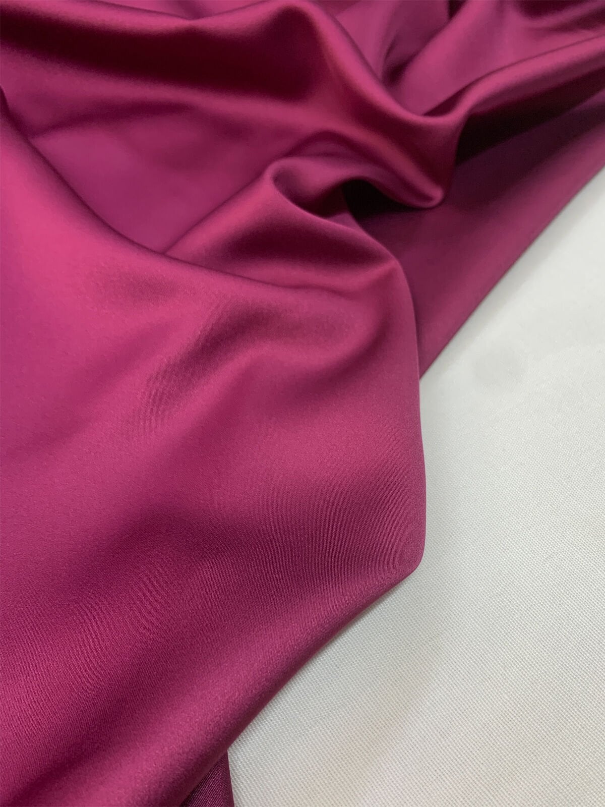 Mürdüm Rengi Asetat Saten Kumaş