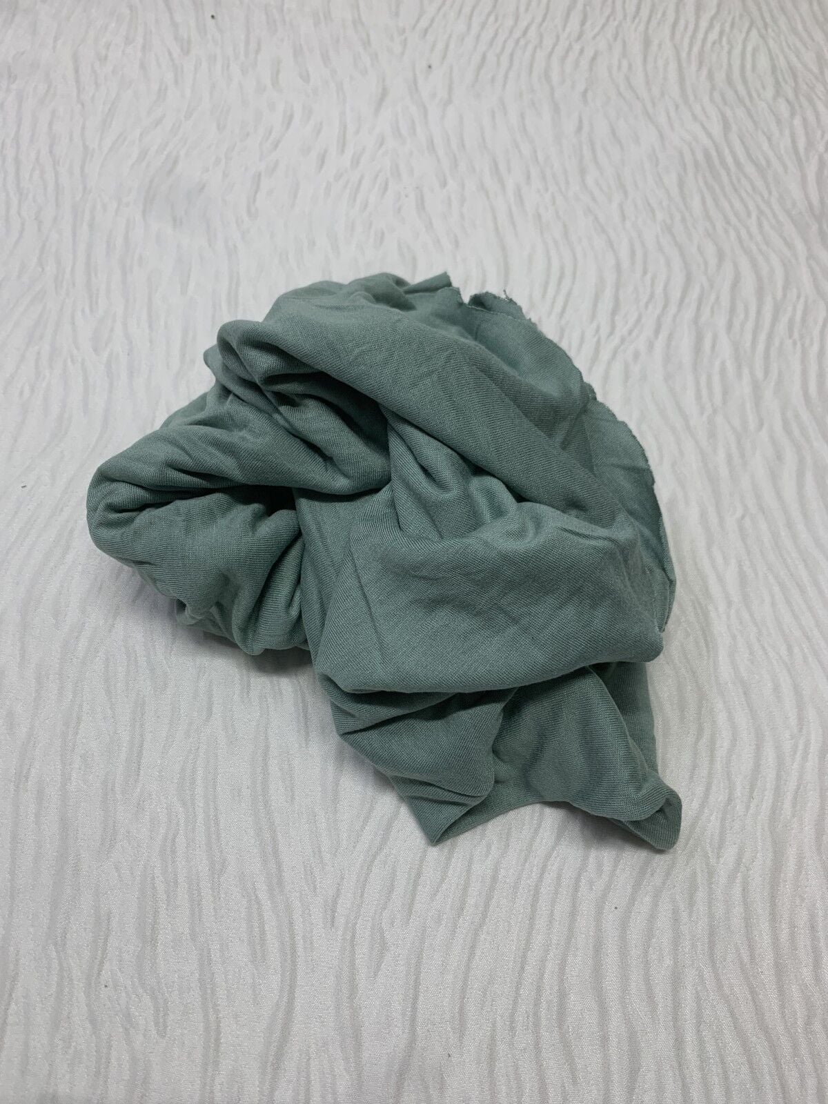 Viskon Penye Kumaş Esnek Dökümlü, Parça 45x190 cm - Mint Yeşili