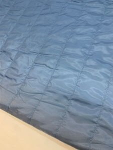 Açık Mavi Kapitone Kumaş Montluk - Tek Taraflı