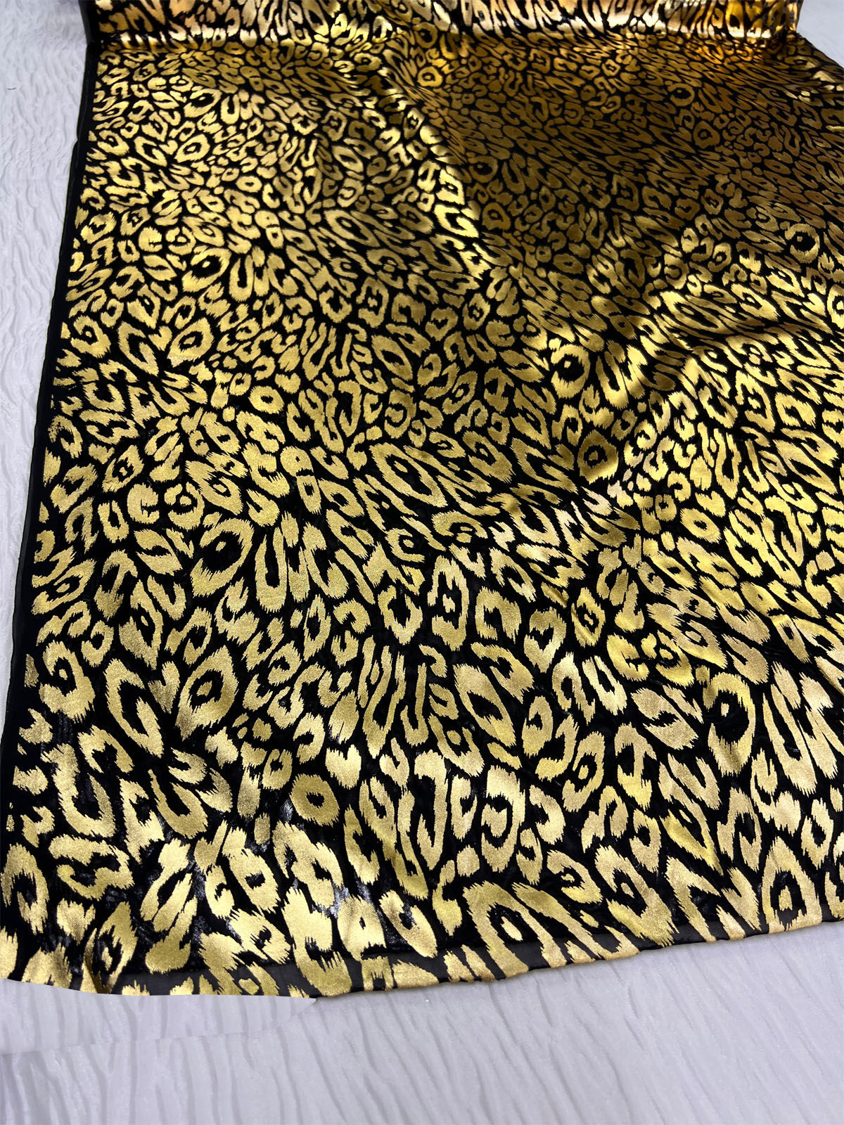 Gold Leopar Desenli Şifon Kumaş