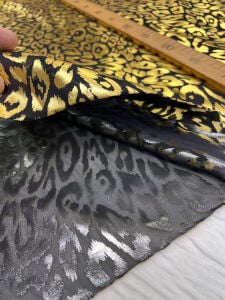 Gold Leopar Desenli Şifon Kumaş