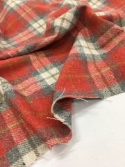 Dış Giyimlik Kırmızı Ekose Kumaş Kışlık