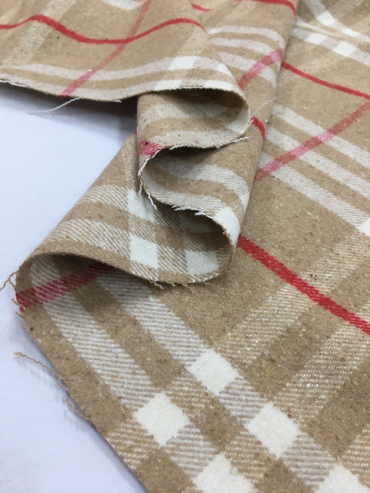 Dış Giyimlik Sütlü Kahve Ekose Kumaş Kışlık