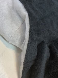 Siyah Peluş Kapitone Kumaş - Tek Taraflı