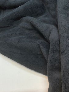 Siyah Peluş Kapitone Kumaş - Tek Taraflı