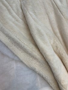 Krem Peluş Kapitone Kumaş - Tek Taraflı