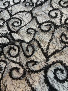 Siyah Yapıştırma Sim Detaylı Esnek Dantel Kumaş - Işıltılı ve Likralı