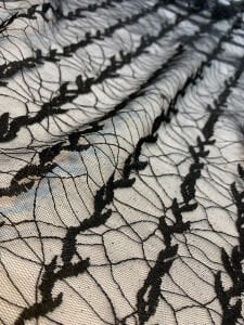 Nakış İşleme Yapıştırma Sim Detaylı Likralı Dantel Kumaş - Siyah