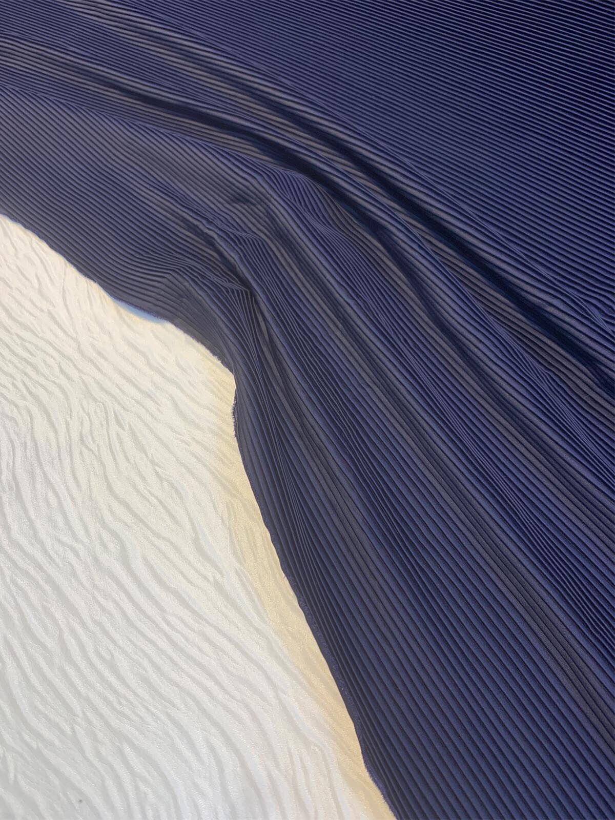 Piliseli Saten Kumaş Lacivert - Parlak ve Dökümlü