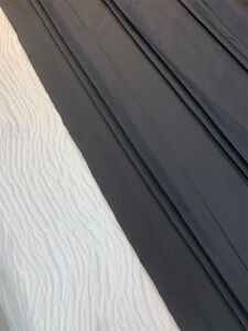 Siyah Saten Piliseli Kumaş 20 cm Pilise Aralığı