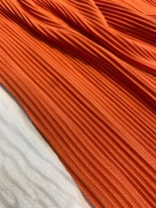 Turuncu Penye Piliseli Kumaş