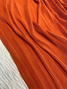 Turuncu Penye Piliseli Kumaş