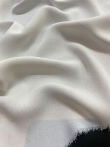 Krem Rengi Krep Kumaş