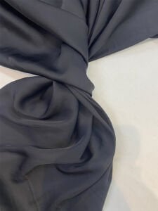 Siyah İpek Saten Kumaş