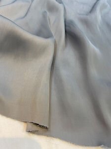 Gümüş Gri İpek Saten Kumaş