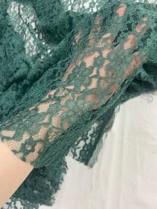 Zümrüt Yeşili Dantel Kumaş 2