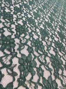 Zümrüt Yeşili Dantel Kumaş 2