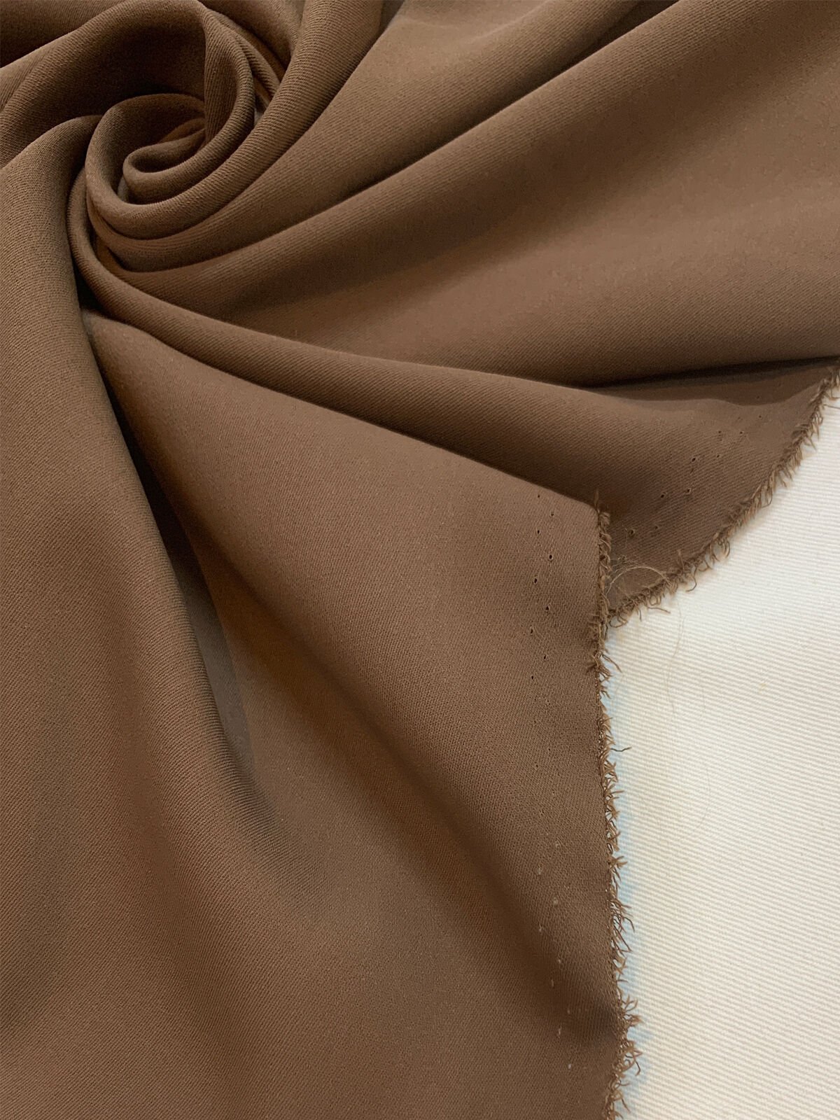 Kahverengi Kalın Krep Kumaş