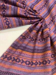 Pazen Benzeri, Otantik Desenli Mürdüm Kışlık Kumaş - Hafif Şardonlu