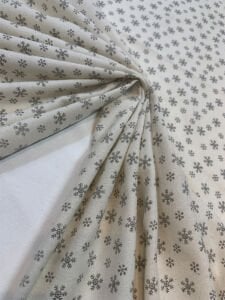 Pazen Benzeri, Kar Tanesi Desenli Ekru Kışlık Kumaş - Hafif Şardonlu