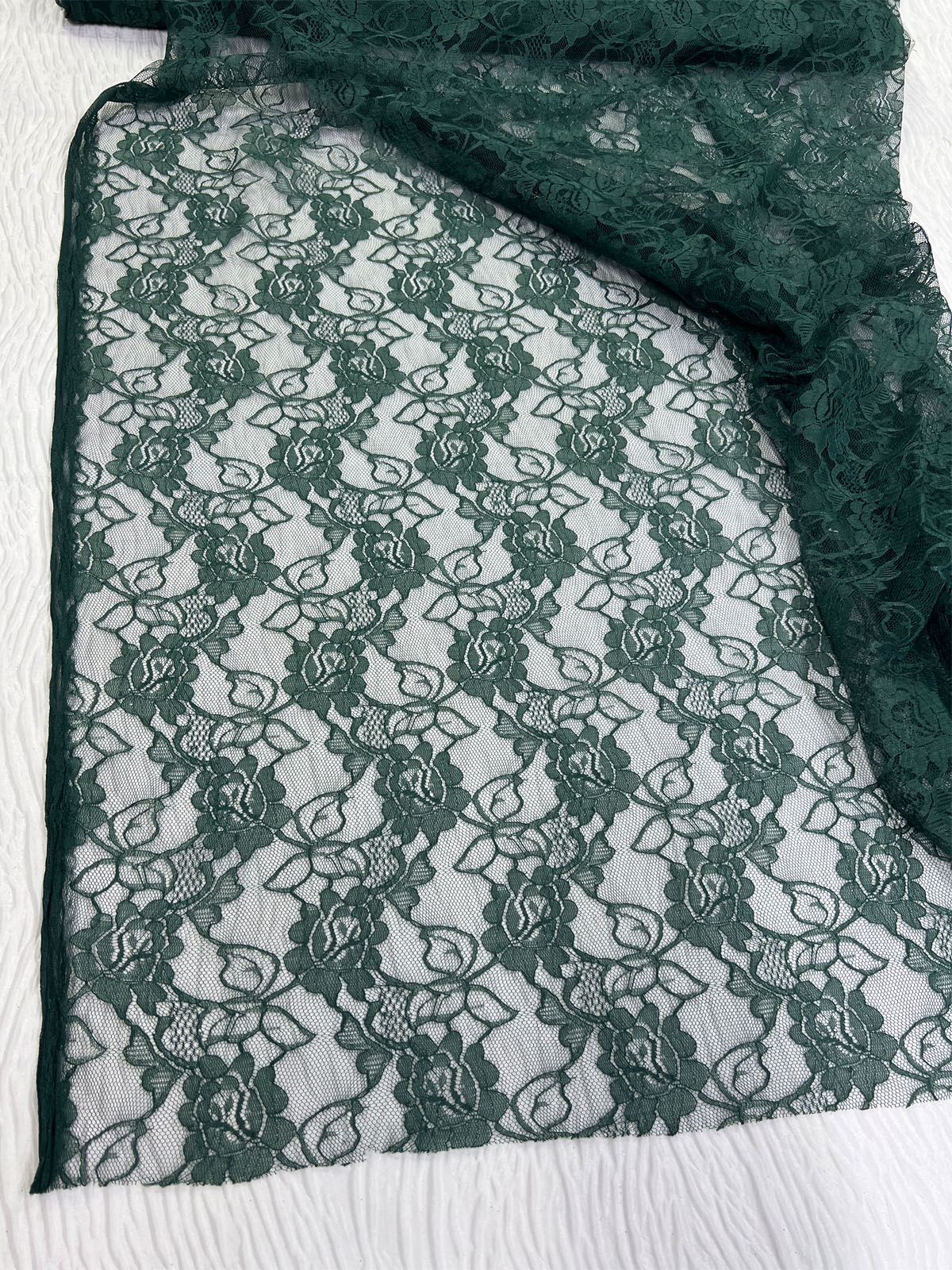 Zümrüt Yeşili Dantel Kumaş İnce - Çiçek Desenli