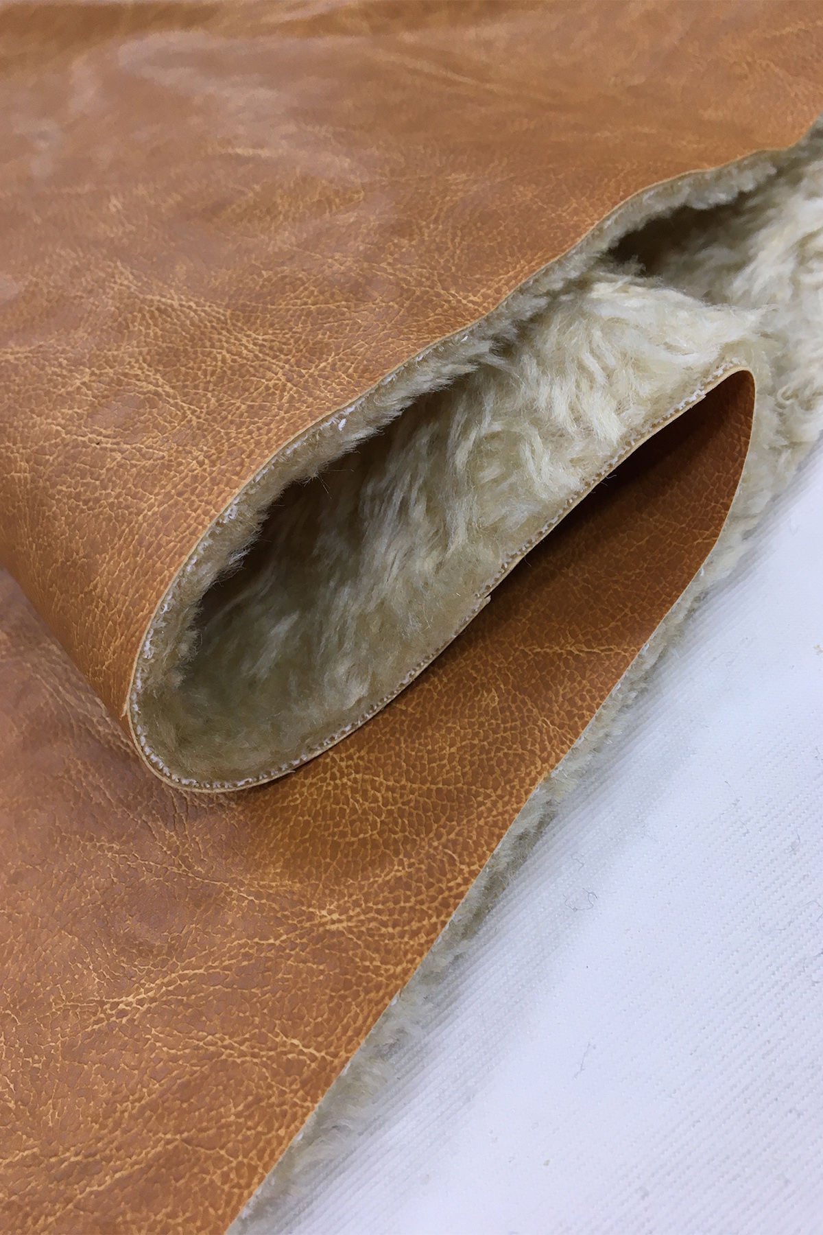 Kürk Astarlı Açık Kahve Deri Kumaş