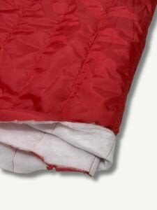 Kırmızı Kapitone Kumaş, Parça 180x150 cm - Tek Taraflı