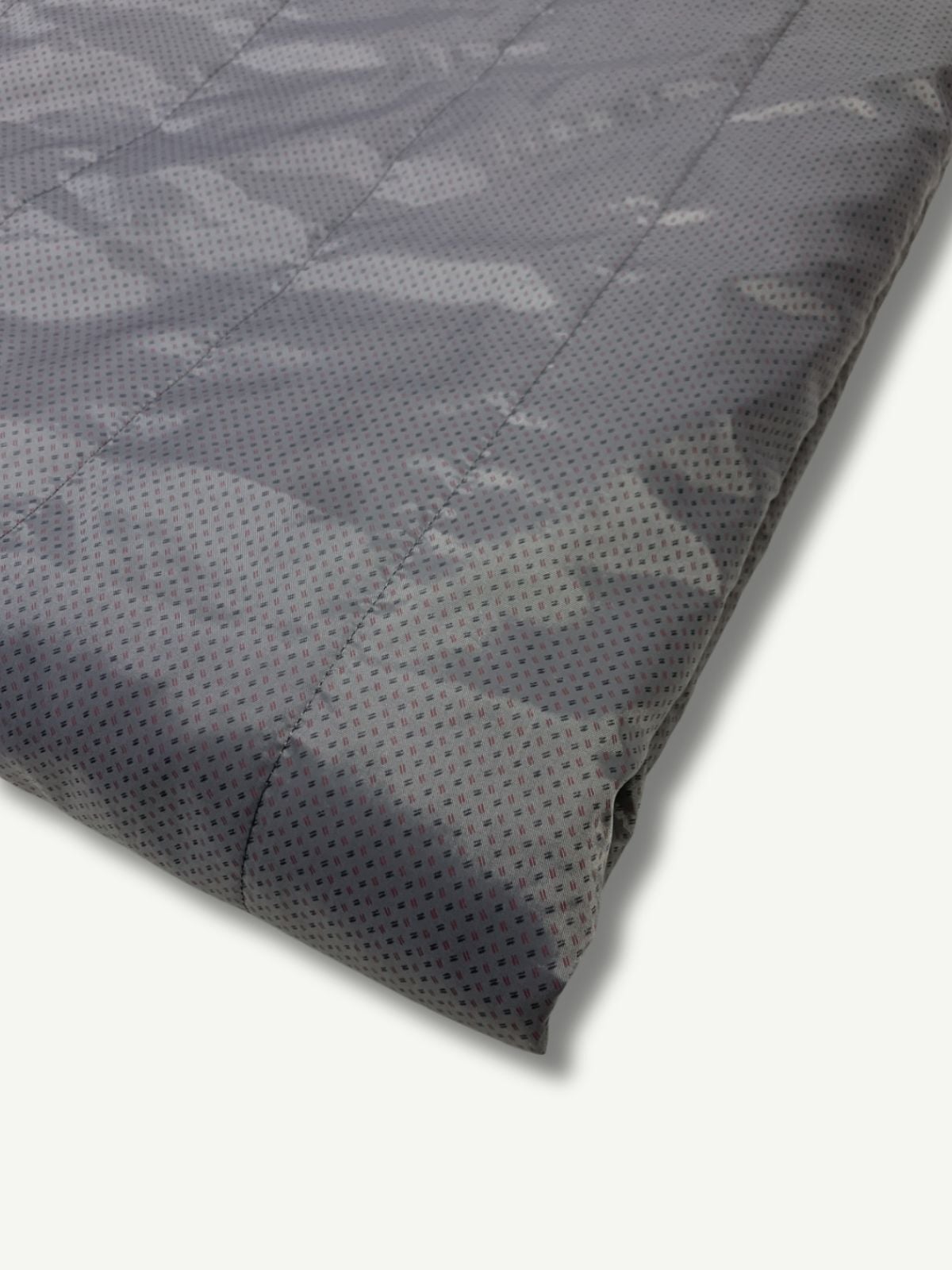 Desenli İnce Kapitone Kumaş, Parça 280x140 cm - Tek Taraflı