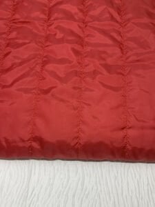 Kırmızı Kapitone Kumaş, Parça 170x140 cm - Tek Taraflı