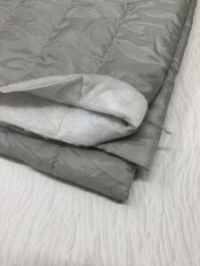 Gri Kapitone Kumaş, Parça 170x150 cm (KENARA YAKIN LEKE)