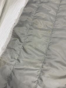 Gri Kapitone Kumaş, Parça 170x150 cm (KENARA YAKIN LEKE)