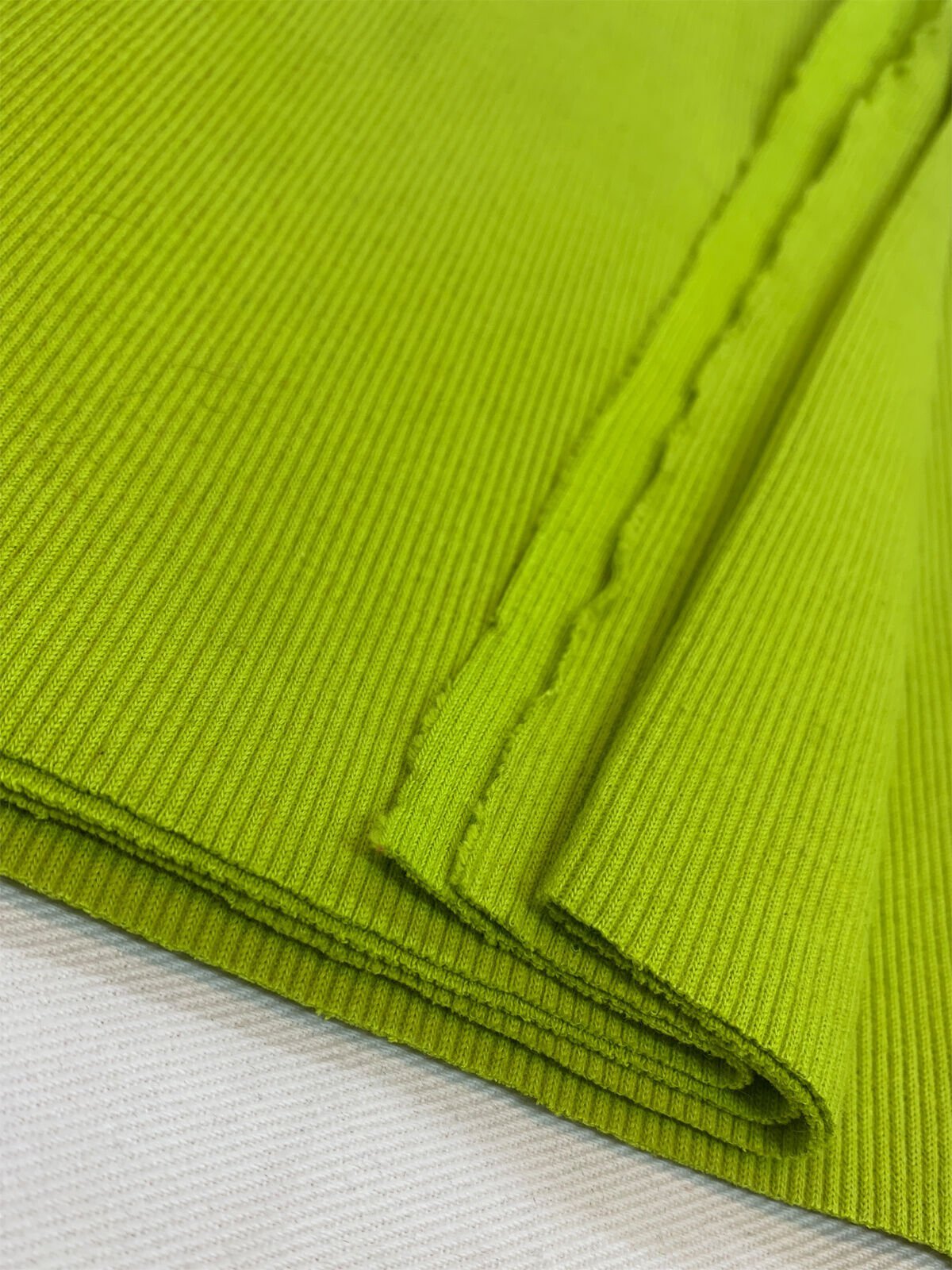 Fıstık Yeşili Ribana Fitilli (Kaşkorse) Kumaş - Yaka ve Kol Manşeti İçin Uygun