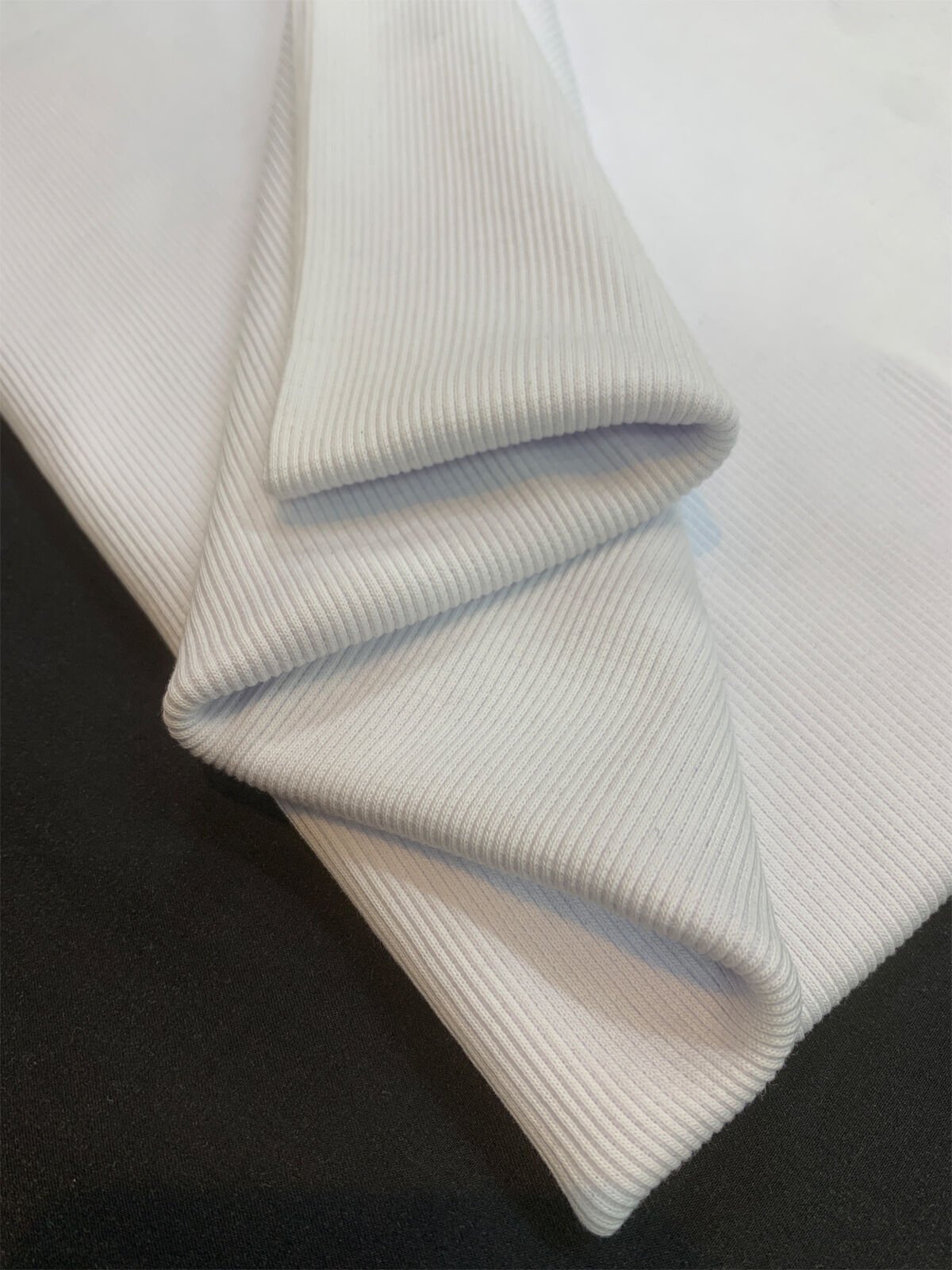 Beyaz Rengi İnce Kaşkorse Ribana Kumaş