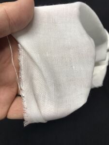 Ham Keten Kumaş İnce, Parça 135x140 cm - Ekru (HAFİF KİR VAR)