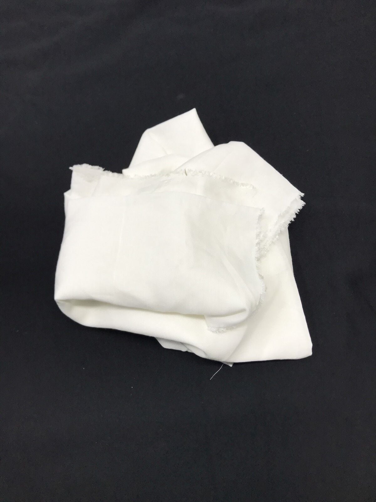 Ham Keten Kumaş İnce, Parça 90x140 cm - Ekru (HAFİF KİR VAR)