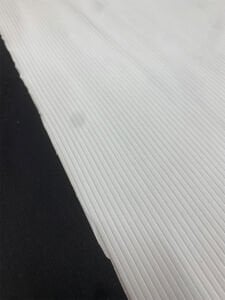 Beyaz Poplin Piliseli Kumaş