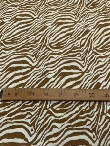 Kahverengi Zebra Desenli Viskon Kumaş