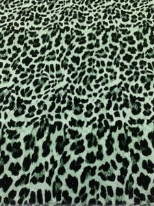 Yeşil Leopar Desenli Viskon Kumaş