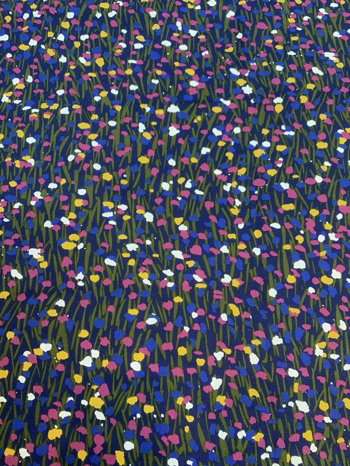 Lacivert Çiçek Desenli Duck Kumaş - Leke Tutmaz Döşemelik & Masa Örtülük