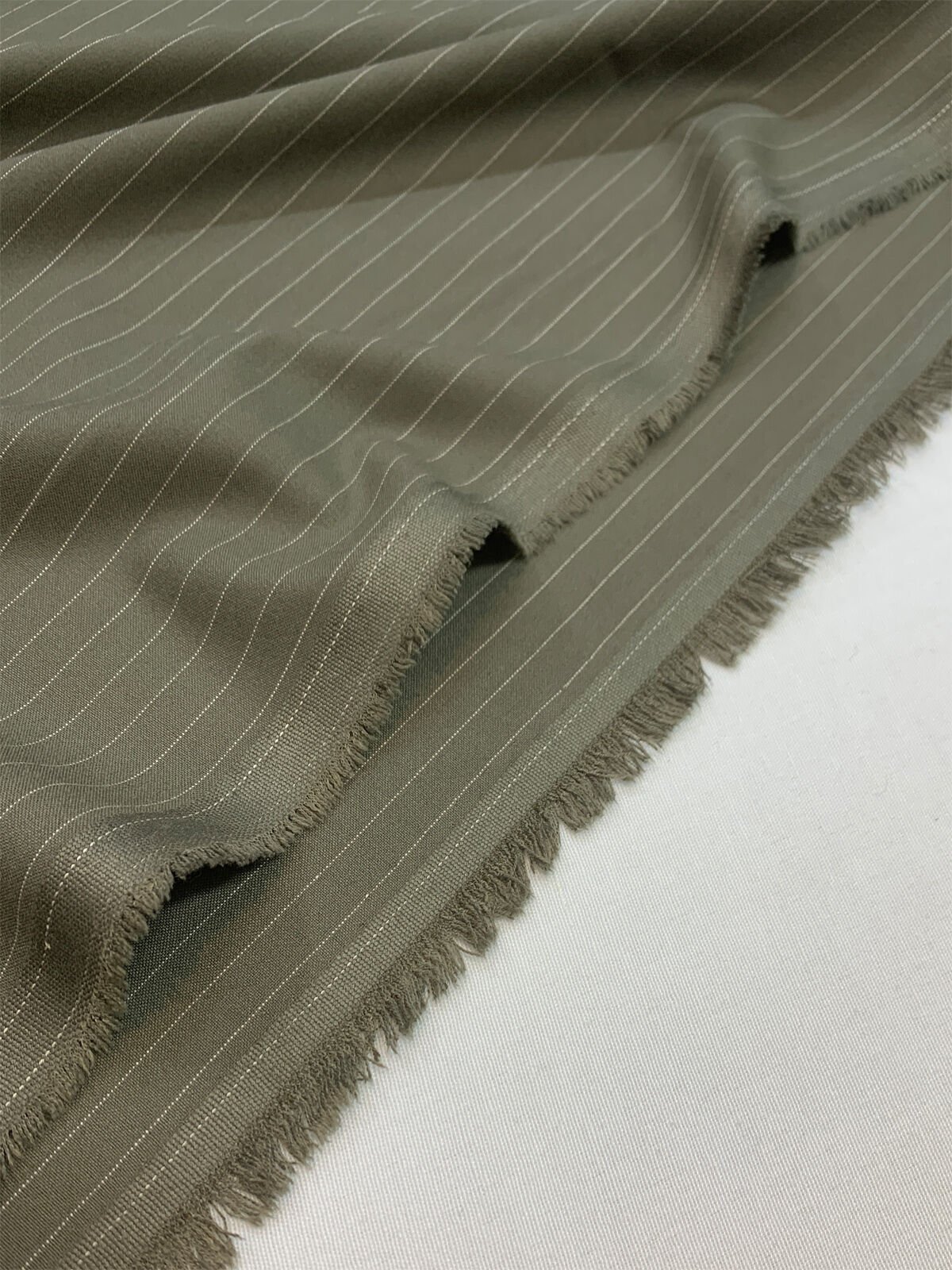 Haki Çizgili Klasik Poliviskon Kumaş - 4 Mevsimlik Dış Giyim & Takımlık