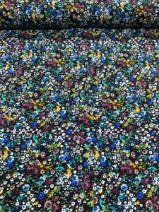 Fuşya Çıtır Çiçek Desenli Viskon Kumaş