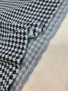 Açık Mavi Kazayağı Desenli %100 Pamuklu Kumaş