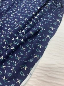 Desenli Viskon Penye Kumaş Dökümlü Esnek Elbiselik - Narin Turkuaz Dallı Desen