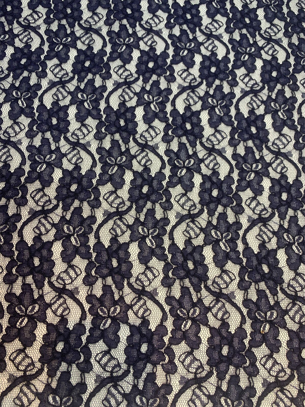 Lacivert Kordone Dantel Kumaş – Çiçek Desenli