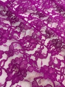 Mor Kordone Dantel Kumaş – Çiçek Desenli