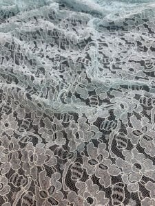 Açık Su Yeşili Kordone Dantel Kumaş – Çiçek Desenli